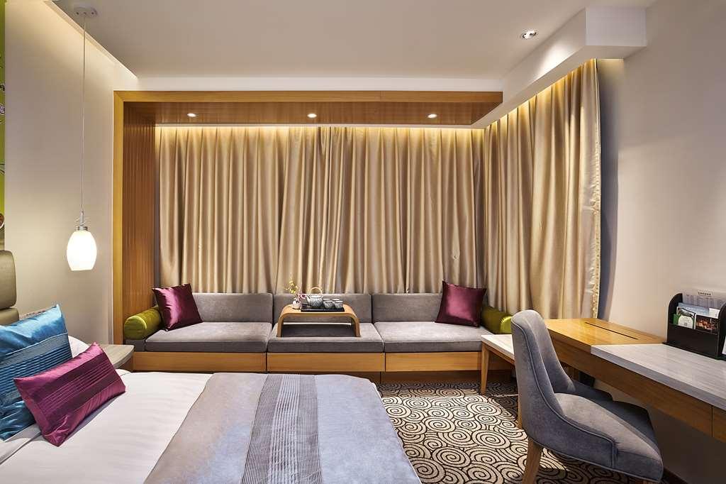 Grand Metropark Hotel Hangzhou - 6 Minutes Walk To The West Lake Room photo